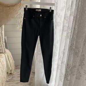 Madewell Mid-Rise Skinny - Size 26 - Black Denim Jeans